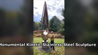 Monumentale kinetische roestvrijstalen sculptuur