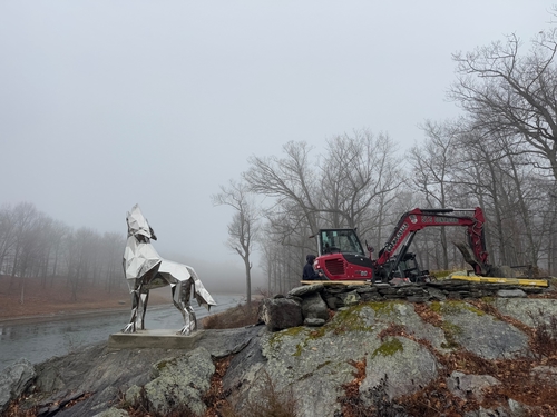 Laatste bedrijfsblogs Wangstone Roestvrijstalen Wolfsculptuur Geïnstalleerd in de Verenigde Staten