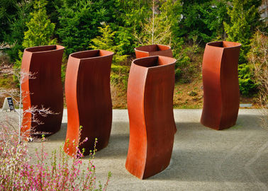 Abstract Metal Flower Planters , Unique Corten Steel Pots Welding Craft