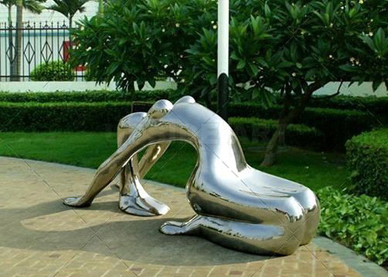 Moderne tuin metaal kunst vrouw bank roestvrij staal beeldje gepolijst