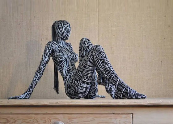 Moderne outdoor decoratie roestvrij staal draad danser sculptuur