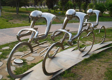 Goede prijs. Het Beeldhouwwerkroestvrij staal van de metaal Abstract Fietser voor Tuindecoratie online