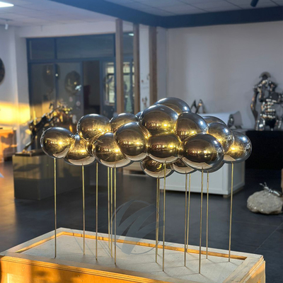 Goede prijs. Abstracte wolkvormige sculptuur in modern roestvrij staal online
