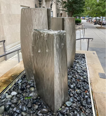 Goede prijs. Op maat gemaakte tuin buiten metalen roestvrijstalen sculptuur waterval fontein voor decoratie online