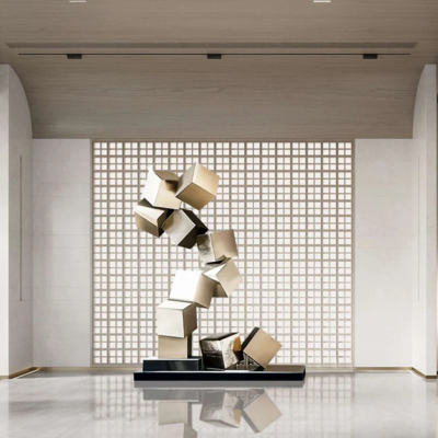 Goede prijs. Gouden Kubussen Metalen Sculptuur - Moderne Geometrische Kunst Sculptuur online