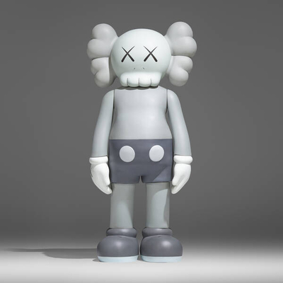 Goede prijs. Kunstwerkverklaring: Grote Fiberglass KAWS Sculptuur voor Verzamelaars online
