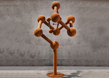 Goede prijs. Mooi Openbaar Corten-Staalbeeldhouwwerk, het Geometrische Geroeste Art. van de Staaltuin online