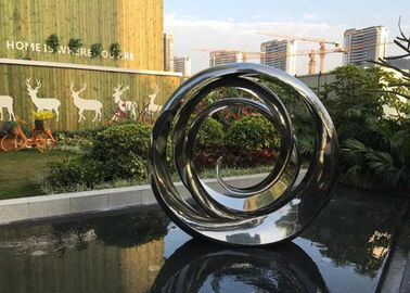 Goede prijs. Het duurzame Spiraalvormige Beeldhouwwerk van het Cirkelroestvrije staal voor de Decoratie van de Tuinpool online