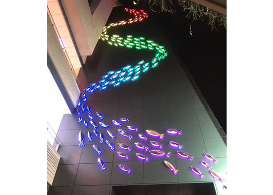 Het openlucht Decoratieve Beeldhouwwerk van het Metaalvissen van de Roestvrij staalverlichting