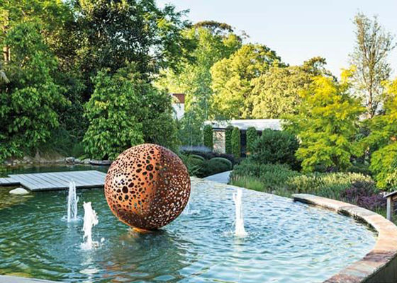 Rusty Corten Steel Hollow Ball-Beeldhouwwerk voor Tuin