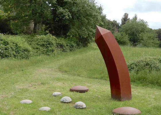 OEM Openlucht Decoratief Rusty Corten Steel Pencil Sculpture